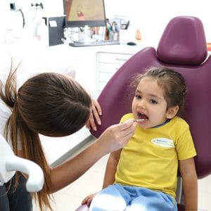 Caries infantil 2 - Clínica Dental en Valencia Benimaclet